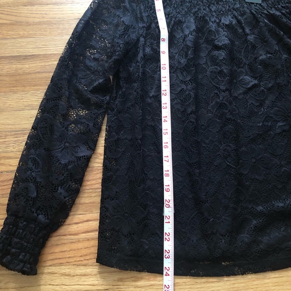 Cable&Gauge Elegant Black Lace Women's Top - Picture 8 of 10